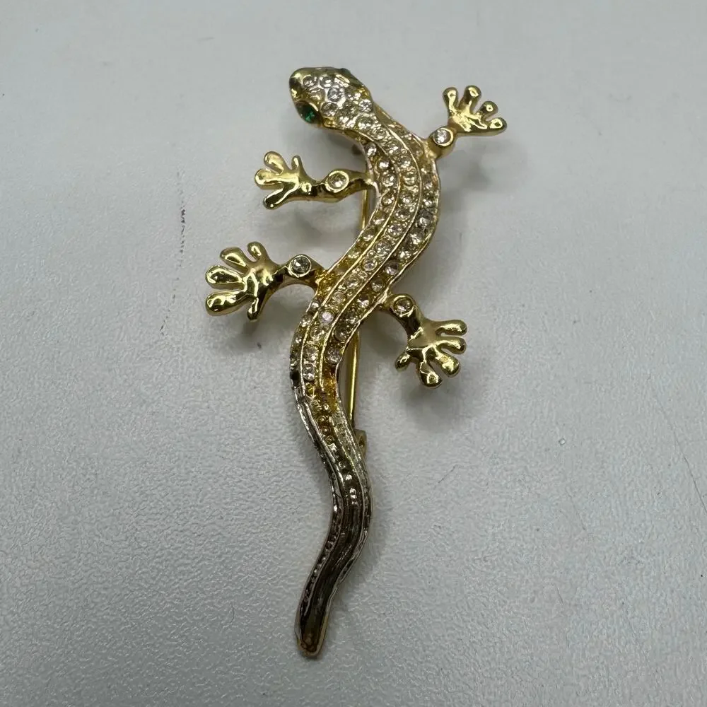 Vintage  Gold Toned Rhinestone Embellished Gecko Lizard Brooch Pin